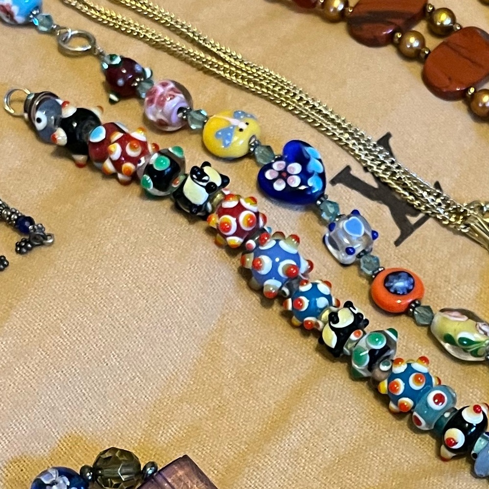 Multicolor Beaded Jewelry Set - Picture 4 of 4